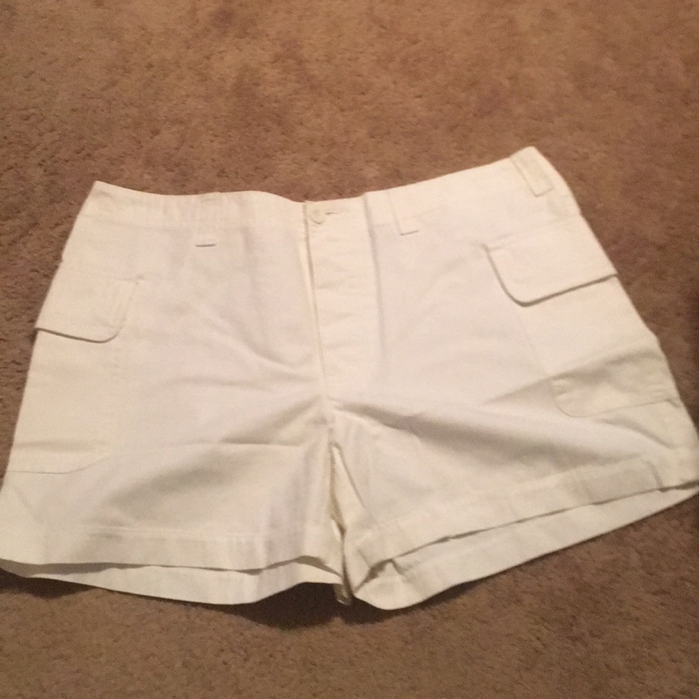 Old navy cream shorts button fly 16